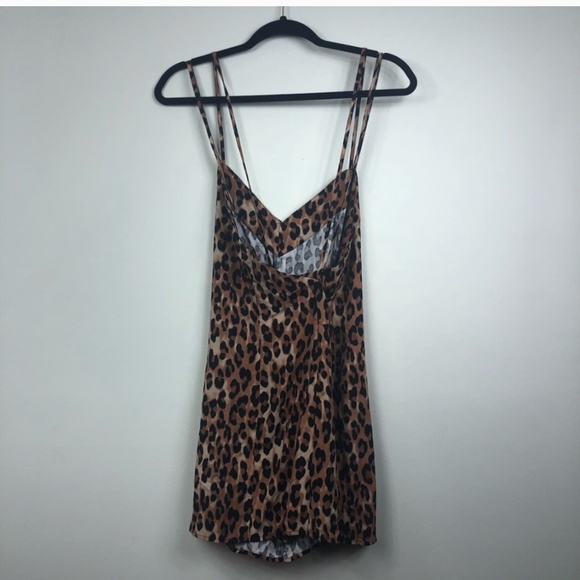 silence and noise cross back leopard romper medium - Picture 7 of 7